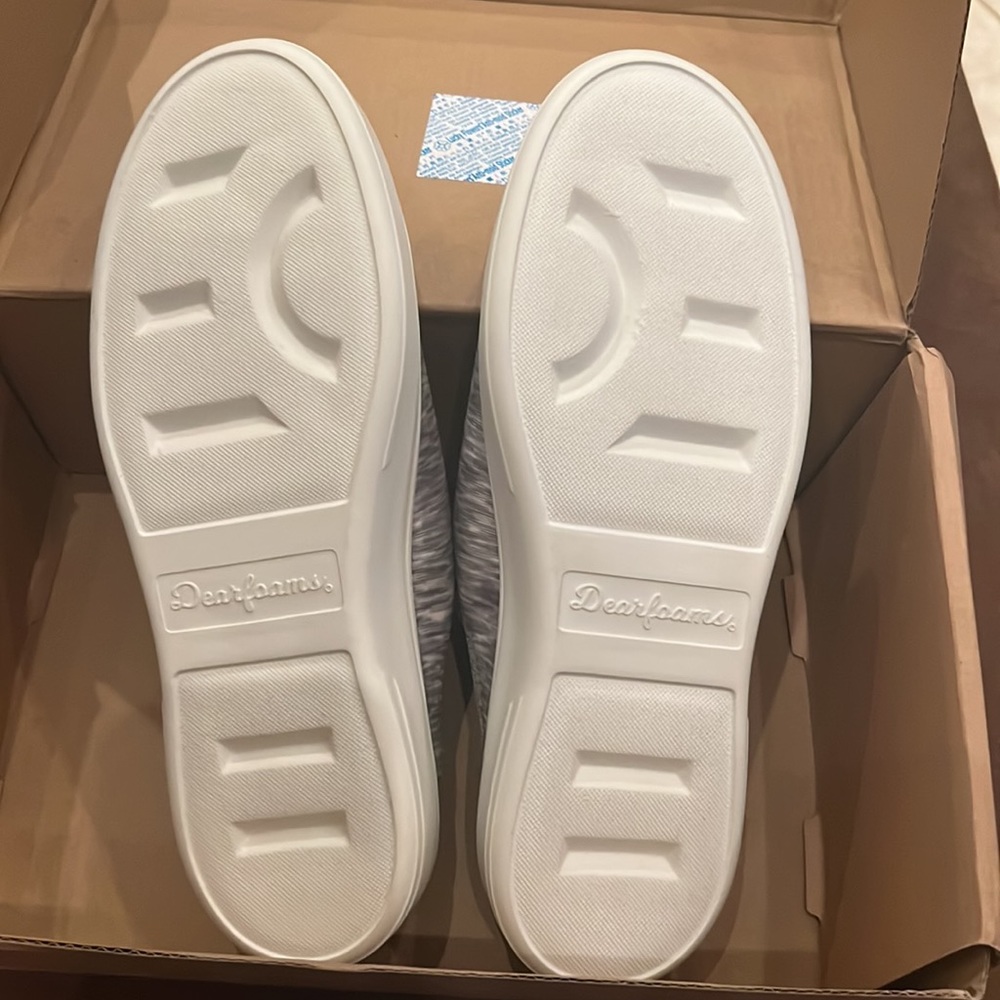 Dear foams Women's Annie Clog Sneaker Size 9 Light Heather Grey New With Tags - Picture 10 of 10